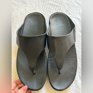 Fitflop Lulu Leather Toe-post black sz 10